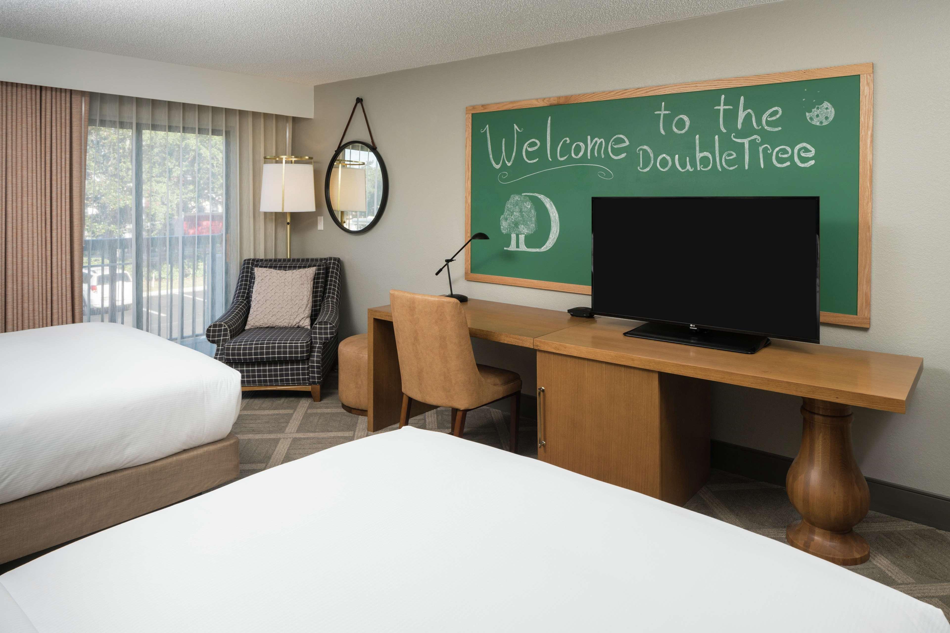 Doubletree By Hilton Гейнсвилл Экстерьер фото