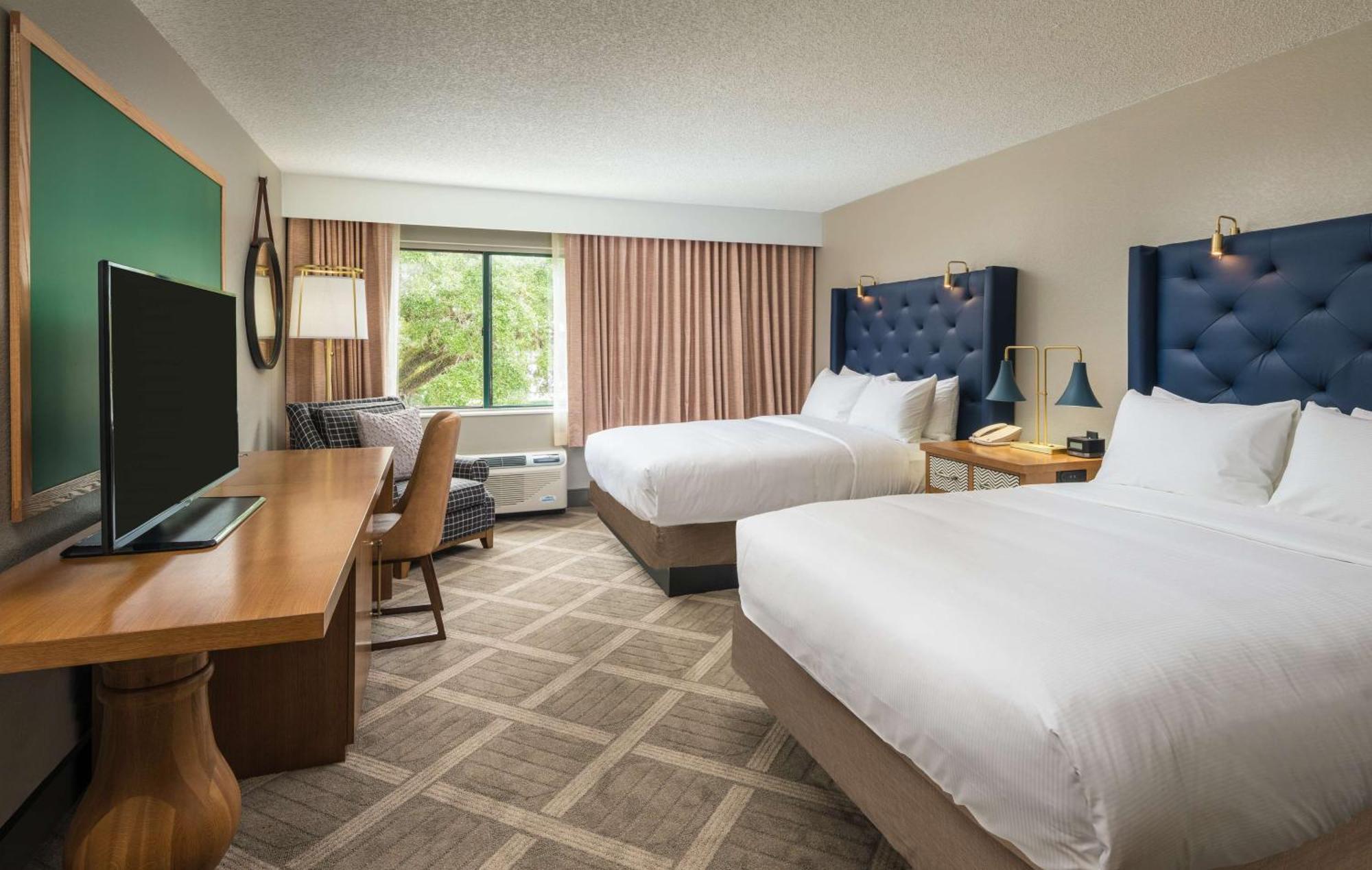 Doubletree By Hilton Гейнсвилл Экстерьер фото